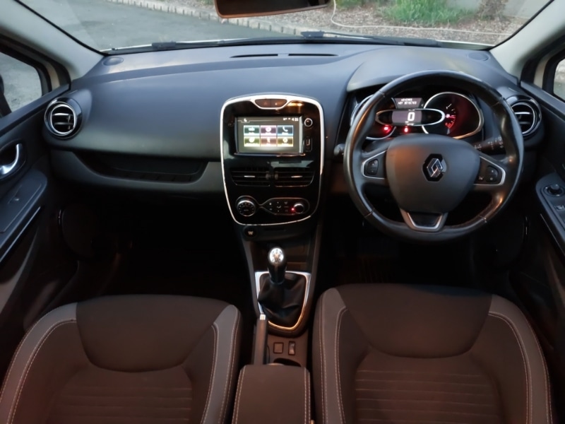 Used Renault Clio 2016 for sale - 76571496: Photo 2