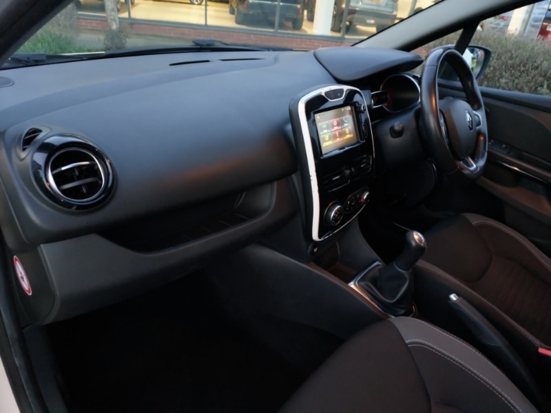 Used Renault Clio 2016 for sale - 76571496: Photo 5