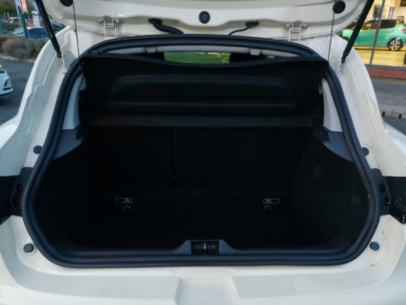 Used Renault Clio 2016 for sale - 76571496: Photo 8