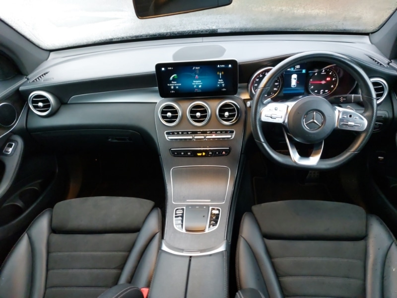 Used Mercedes-Benz GLC 2019 for sale - 76695787: Photo 2