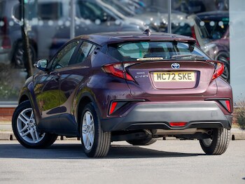 Used Toyota C-HR 2023 for sale - 77999969: Photo