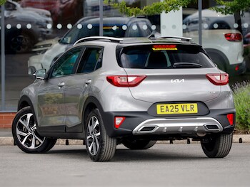 Used Kia Stonic 2025 for sale - 78940776: Photo