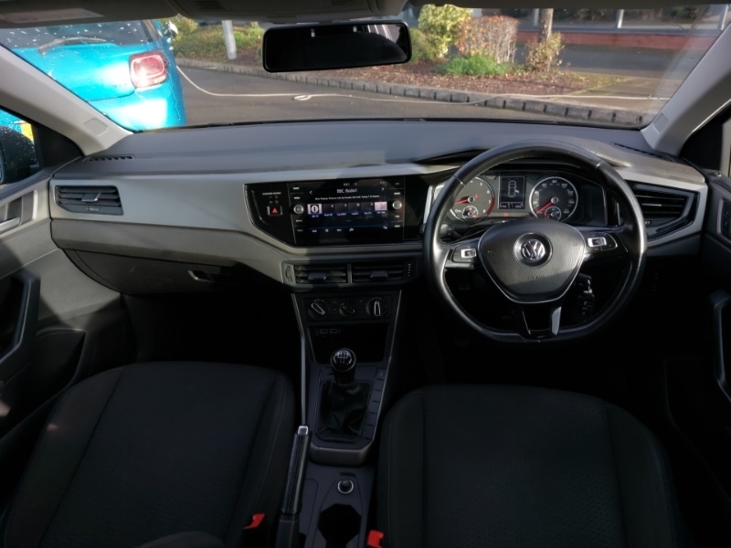 Used Volkswagen Polo 2019 for sale - 76507122: Photo 2