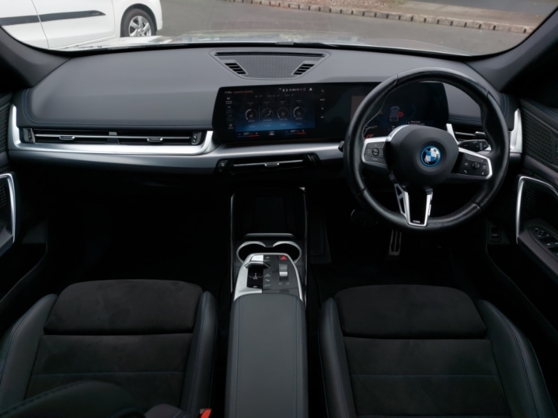 Used BMW iX1 2023 for sale - 76233763: Photo 2