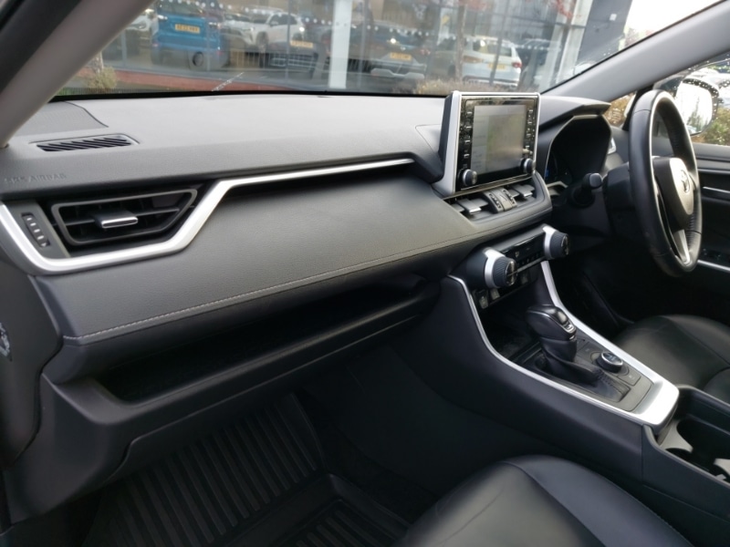 Used Toyota RAV4 2019 for sale - 76427571: Photo 5