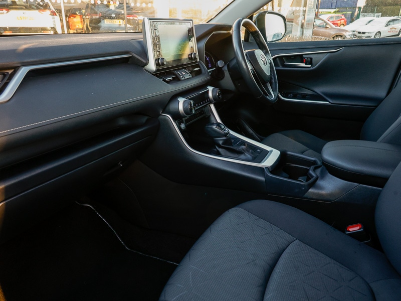 Used Toyota RAV4 2020 for sale - 77299852: Photo 5