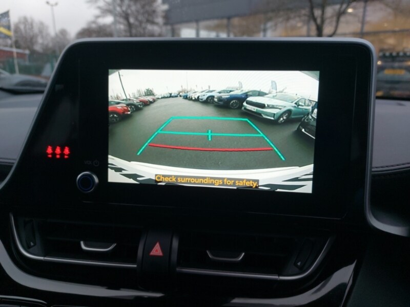 Used Toyota C-HR 2022 for sale - 77299862: Photo 17