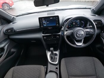 Used Toyota Yaris Cross 2022 for sale - 78238711: Photo