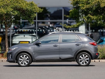 Used Kia Stonic 2023 for sale - 79411534: Photo