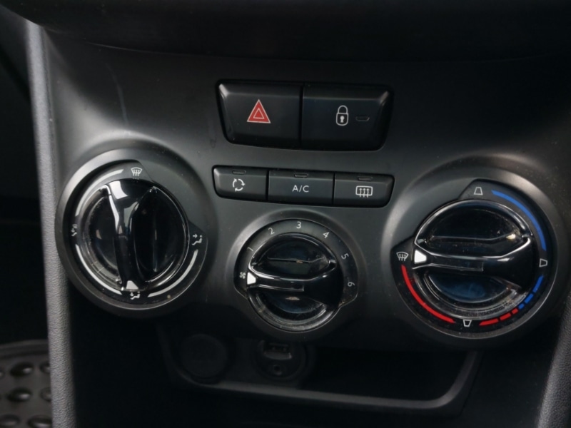 Used Peugeot 208 2017 for sale - 77669508: Photo 13