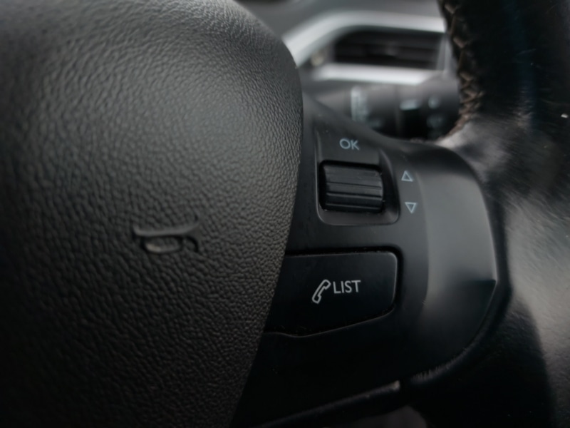 Used Peugeot 208 2017 for sale - 77669508: Photo 16