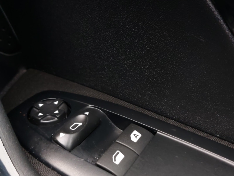 Used Peugeot 208 2017 for sale - 77669508: Photo 18