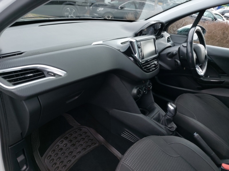 Used Peugeot 208 2017 for sale - 77669508: Photo 5