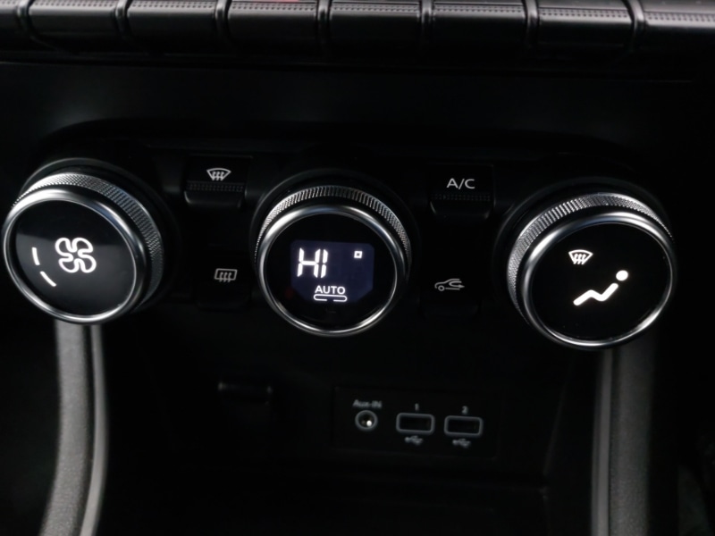 Used Renault Captur 2022 for sale - 77284556: Photo 15