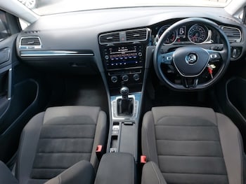 Used Volkswagen Golf 2019 for sale - 78873150: Photo