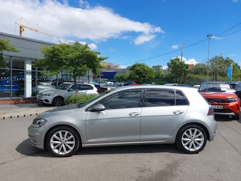 Used Volkswagen Golf 2019 for sale - 78873150: Photo
