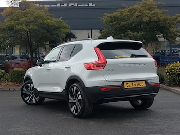 Used Volvo XC40 2025 for sale - 79654158: Photo
