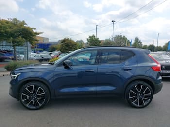 Used Volvo XC40 2025 for sale - 79642041: Photo