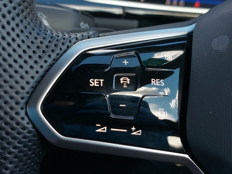 Used Volkswagen T-Roc 2022 for sale - 76420828: Photo 12