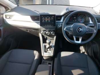 Used Renault Captur 2024 for sale - 74666240: Photo