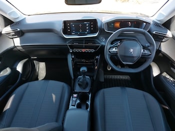 Used Peugeot 208 2023 for sale - 79420045: Photo