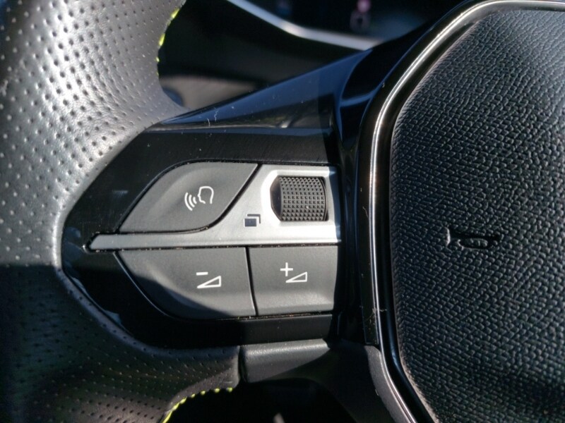 Used Peugeot 2008 2022 for sale - 78164036: Photo 16