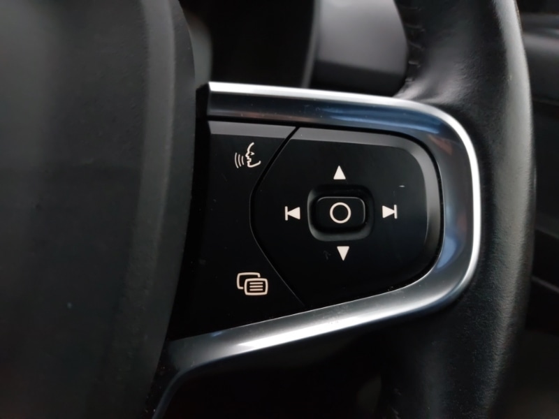 Used Volvo XC40 2020 for sale - 77548699: Photo 13