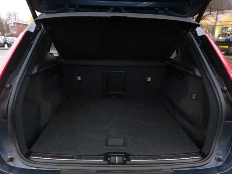 Used Volvo XC40 2020 for sale - 77548699: Photo 8