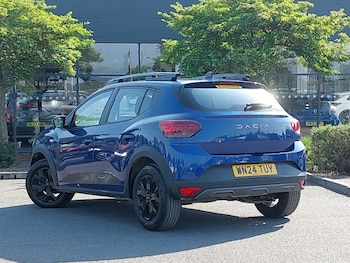 Used Dacia Sandero Stepway 2024 for sale - 78654130: Photo