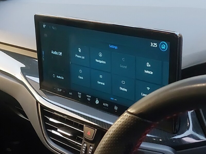 Used Ford Focus 2023 for sale - 76860230: Photo 11