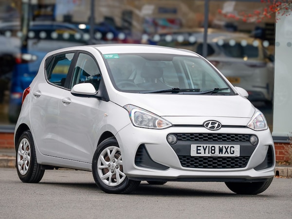 Used Hyundai i10 2018 for sale - 76301608: Photo 1