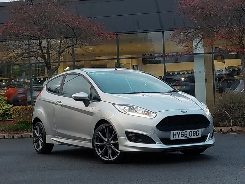 Used Ford Fiesta 2016 for sale - 76362123: Photo 1