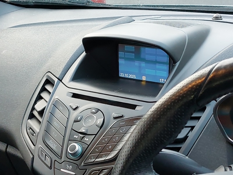 Used Ford Fiesta 2016 for sale - 76362123: Photo 11