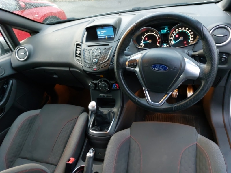 Used Ford Fiesta 2016 for sale - 76362123: Photo 2