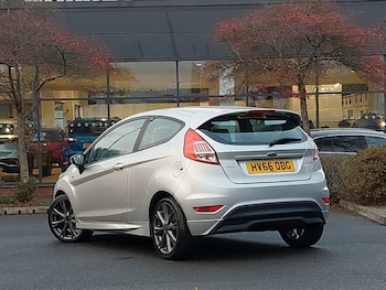 Used Ford Fiesta 2016 for sale - 76362123: Photo