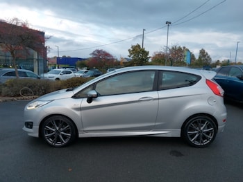 Used Ford Fiesta 2016 for sale - 76362123: Photo