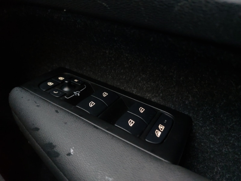 Used Volvo XC40 2021 for sale - 77284525: Photo 15