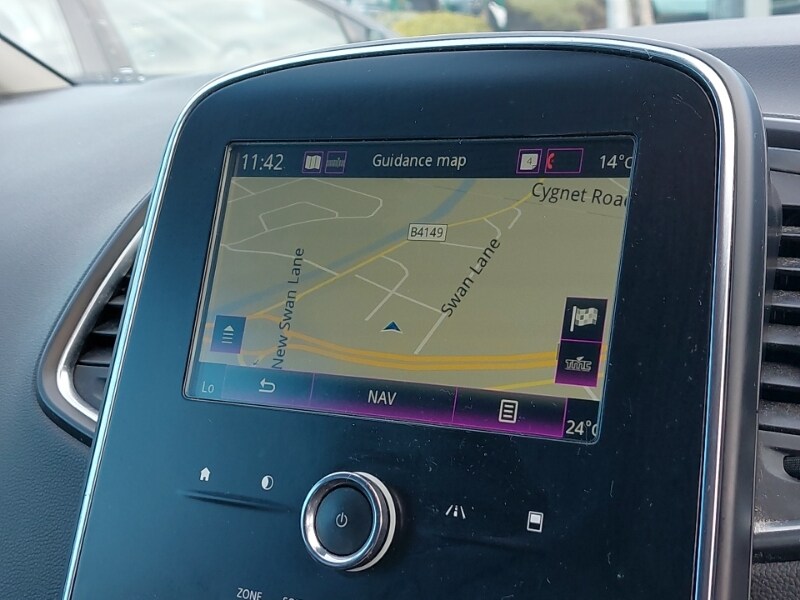 Used Renault Grand Scenic 2019 for sale - 77047318: Photo 18