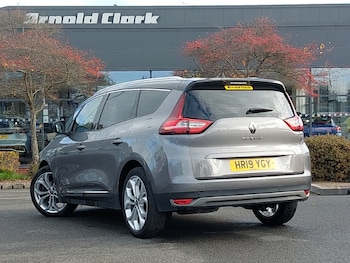 Used Renault Grand Scenic 2019 for sale - 77047318: Photo