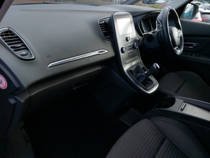 Used Renault Grand Scenic 2019 for sale - 77047318: Photo 5