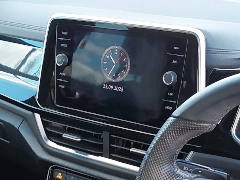 Used Volkswagen T-Roc 2022 for sale - 76055035: Photo 11