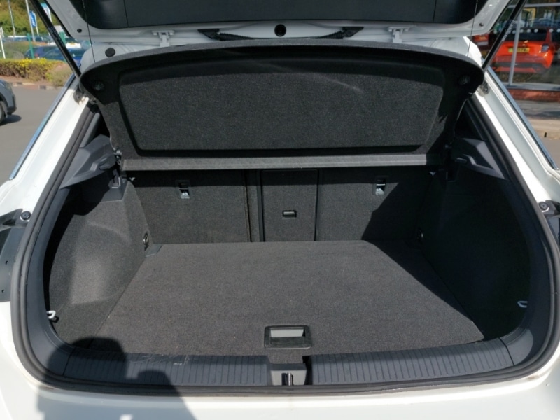 Used Volkswagen T-Roc 2022 for sale - 76055035: Photo 8