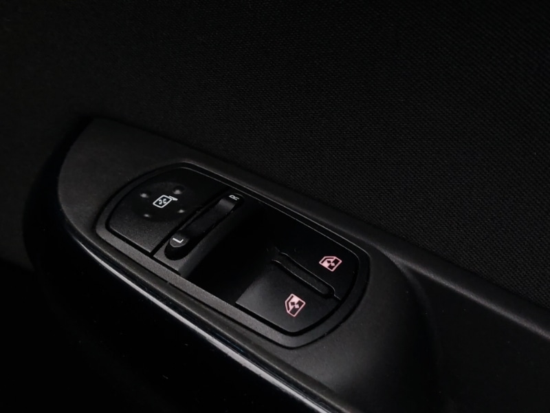 Used Vauxhall Corsa 2016 for sale - 77304076: Photo 15