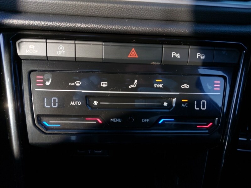 Used Volkswagen T-Roc 2025 for sale - 77938932: Photo 17