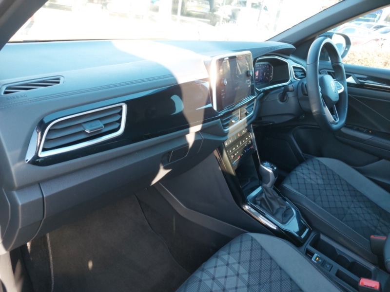 Used Volkswagen T-Roc 2025 for sale - 77938932: Photo 5