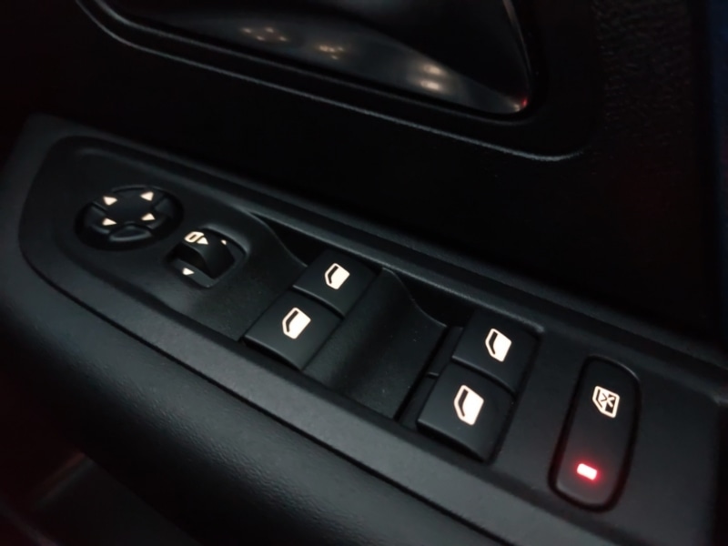 Used Citroen C4 2023 for sale - 76951650: Photo 12