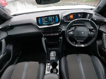 Used Peugeot 2008 2022 for sale - 78202970: Photo