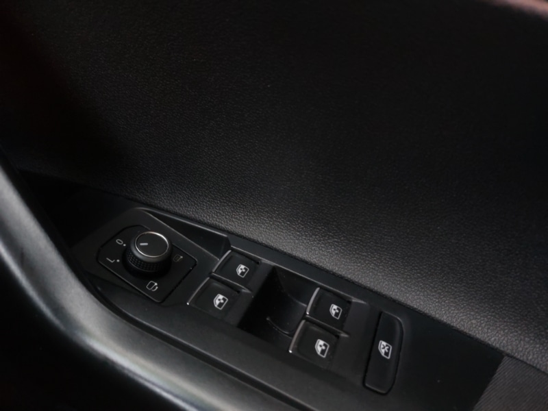 Used Volkswagen Polo 2023 for sale - 77974873: Photo 16