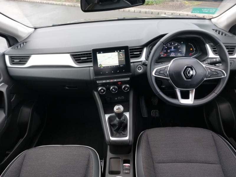 Used Renault Captur 2024 for sale - 77947579: Photo 2