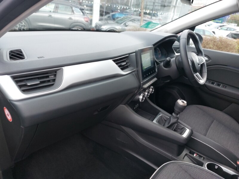 Used Renault Captur 2024 for sale - 77947579: Photo 5